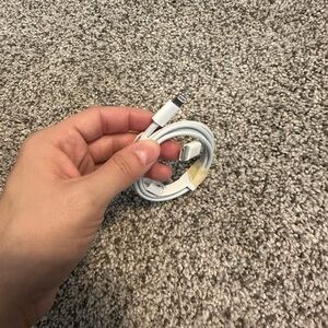 USBC to Lightening Cable (NWOT)